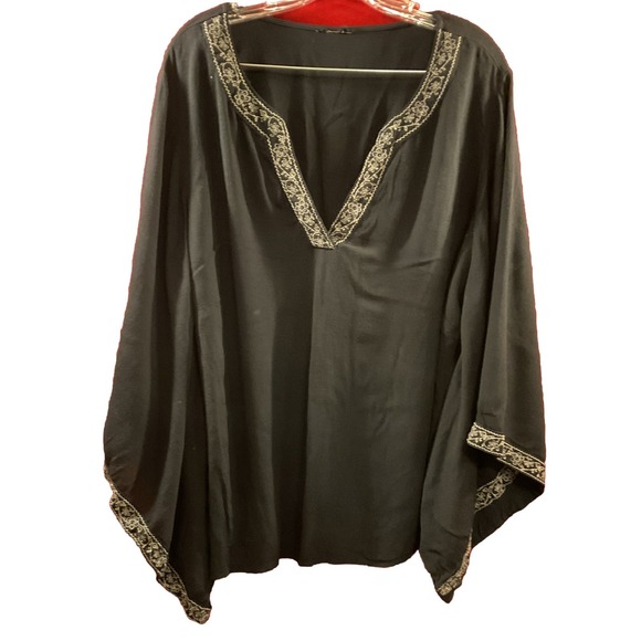 The Unbranded Brand Tops - Embroidered Boho Kimono Style V Neck Tunic Top Blouse Witchy Wide Sleeves